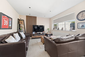 Photo 16- click for photo gallery